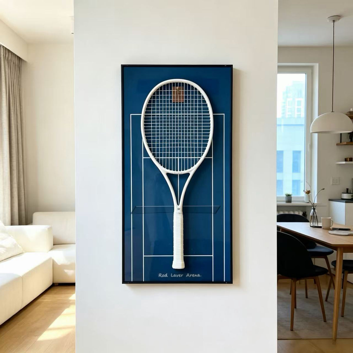 See your racket as it deserves to be seen.