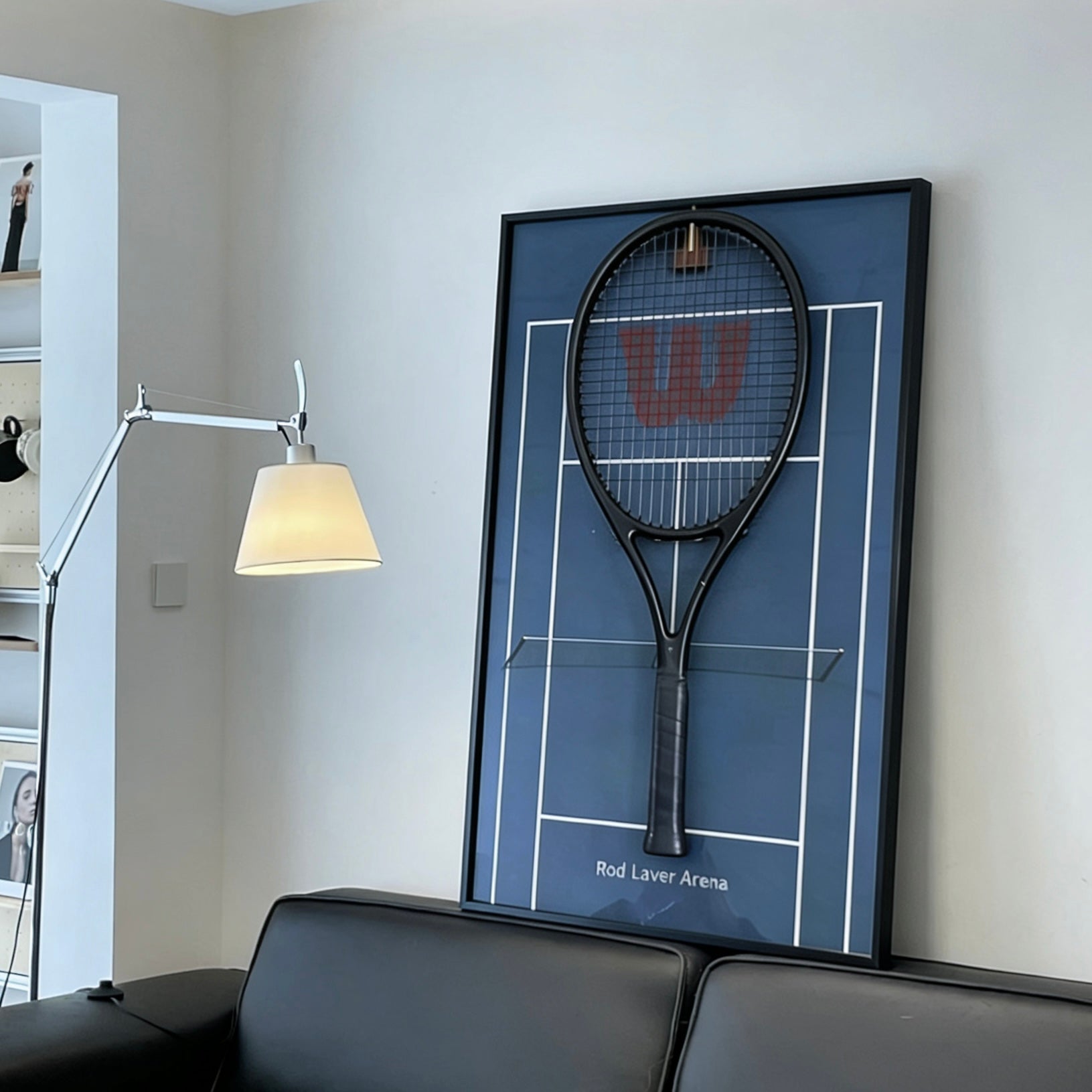 Premium Blue Tennis Wall Frame – Racquet Display Holder for Sports Room & Collection tennis racket rack