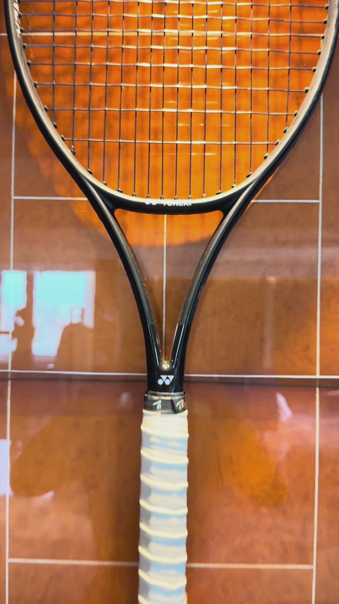 French Open Roland Garros Inspired Tennis Racket Display Case – Wall Mount Frame for Racquet Storage & Display（Excluding the racket）