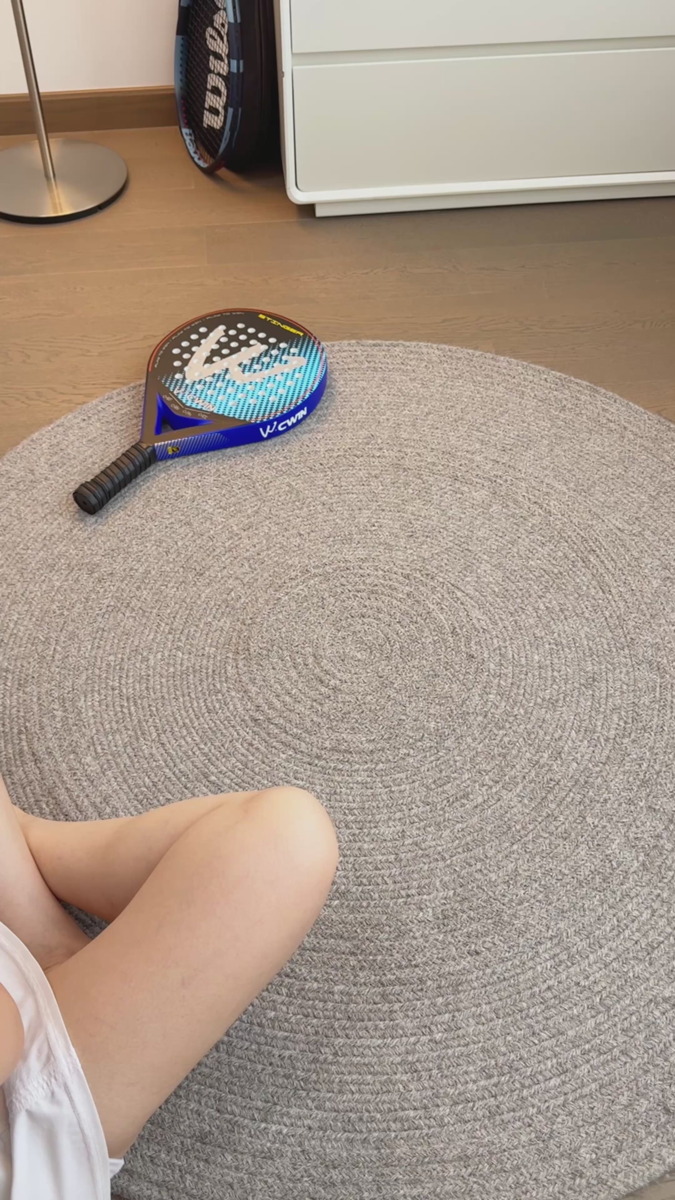 Padel Racket Display Frame – Minimalist Wall-Mounted Showcase (Excluding the Racket)