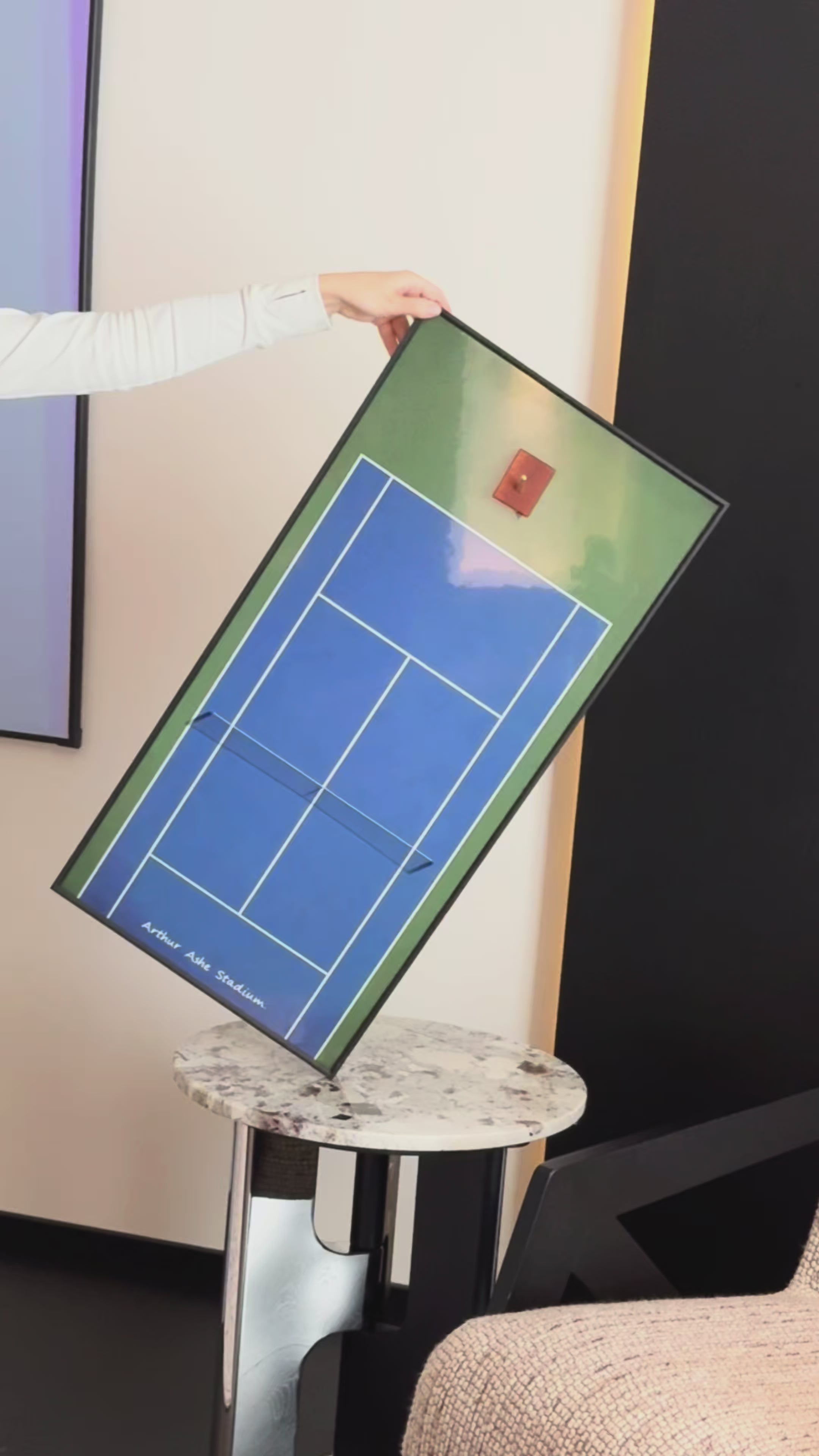 US Open-Inspired Tennis Racket Display Frame – Collect & Showcase Your Racket（Excluding the racket）