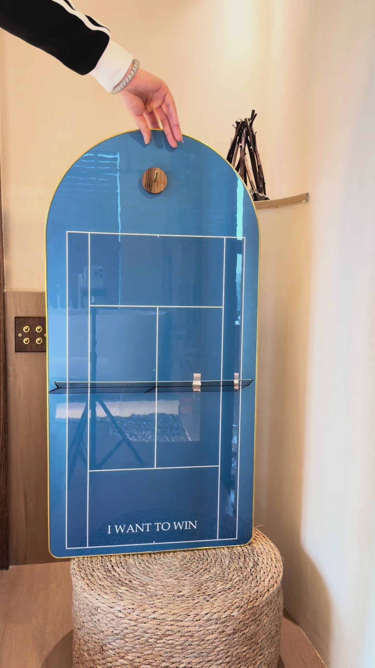 Australian Open Inspired Tennis Racket Wall Mount – Minimalist Display Holder & Storage Frame（Excluding the racket）